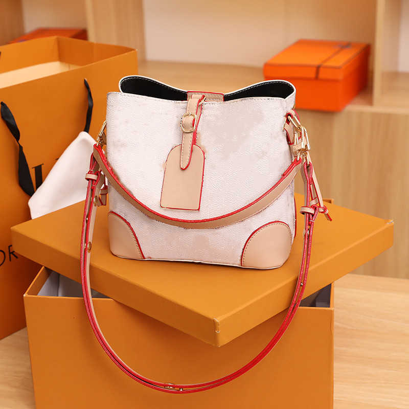 Designers Luxury Bags For Womens Louiseity 1 Viutonity Handbags LVS Crossbody Shoulder The Tote Bag multicolour Capacity Versatile 7A High Quality wallet T7LF, No bag
Designers Luxury Bags For Womens Louiseity 1 Viutonity Handbags LVS Crossbody Shoulder The Tote Bag multicolour Capacity Versatile 7A High Quality wallet T7LF, No bag