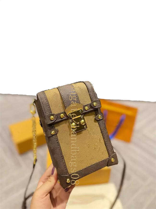 Designers Luxury Bags For Womens Louiseity 1 Viutonity Handbags LVS Crossbody Shoulder The Tote Bag multicolour Capacity Versatile 7A High Quality wallet V33T, No bag
Designers Luxury Bags For Womens Louiseity 1 Viutonity Handbags LVS Crossbody Shoulder The Tote Bag multicolour Capacity Versatile 7A High Quality wallet V33T, No bag
