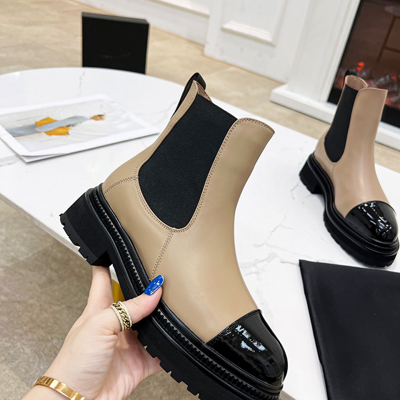 XN007 2022 New Graphy Martin Boots open brim beaded leather fabric with gold metal accessories eyelets zipper fashionable avant-garde 35-42, Black
XN007 2022 New Graphy Martin Boots open brim beaded leather fabric with gold metal accessories eyelets zipper fashionable avant-garde 35-42, Black