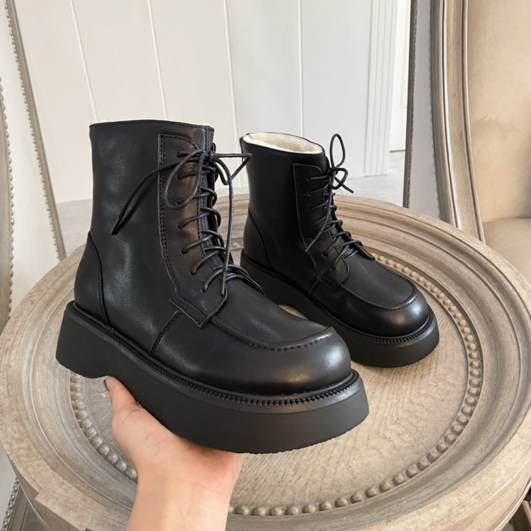 men casual low shoes clogs sneakers GAI White Black UNC 5A quality Italy CasualS Shoes reflective height reaction
men casual low shoes clogs sneakers GAI White Black UNC 5A quality Italy CasualS Shoes reflective height reaction