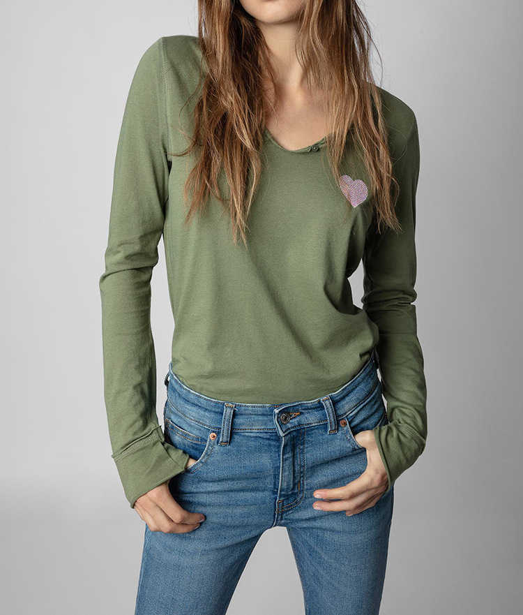 Zadig & Voltaire Women Designer Tees English Letter Printing Love Hot Drill V-neck Cotton Long Sleeve T-shirt Fashion Shirts Tops, Army green
Zadig & Voltaire Women Designer Tees English Letter Printing Love Hot Drill V-neck Cotton Long Sleeve T-shirt Fashion Shirts Tops, Army green