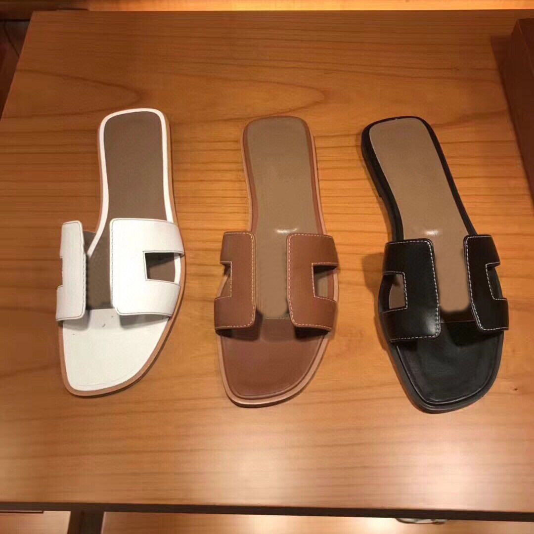 Designer Slippers Flat Women H Sandals Flip Flops Beach Shoes Genuine Leather Nude Brown Black White Blue Red Women's Slipper with Box 35-42, Silver lizhiwen
Designer Slippers Flat Women H Sandals Flip Flops Beach Shoes Genuine Leather Nude Brown Black White Blue Red Women's Slipper with Box 35-42, Silver lizhiwen