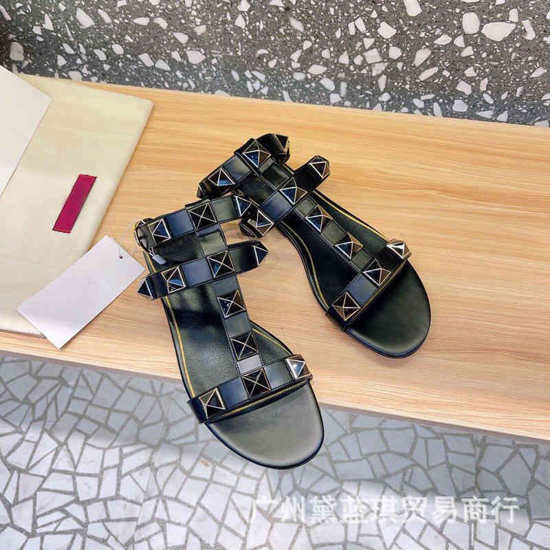 Family Sandals Bead Sandals Women 'S Shoes Summer Open Cowhide Color Rivet Round Head Three Belt Flat Bottom B Valentinoe''Valentinoity jzY, Black button
Family Sandals Bead Sandals Women 'S Shoes Summer Open Cowhide Color Rivet Round Head Three Belt Flat Bottom B Valentinoe''Valentinoity jzY, Black button
