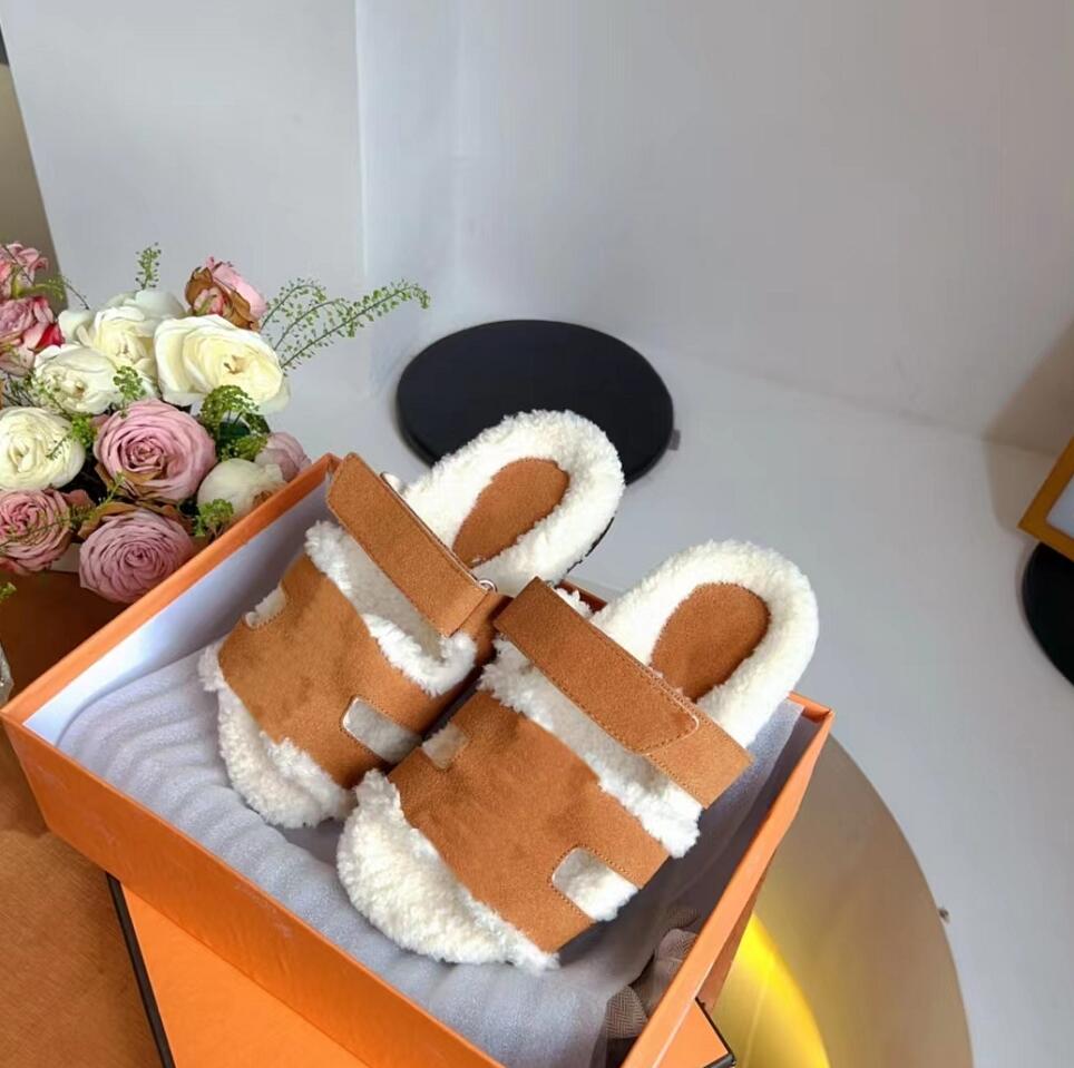 Classic Unisex Plush Slippers Flat Bottom Couples Style H Half Slipper Winter Warmth Lamb Wool Furry Fluffy Slides women's Leisure Designer Shoes Slides, Black
Classic Unisex Plush Slippers Flat Bottom Couples Style H Half Slipper Winter Warmth Lamb Wool Furry Fluffy Slides women's Leisure Designer Shoes Slides, Black