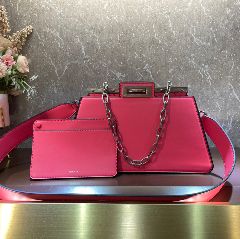 Luxury Brand Shoulder Bag Designer Retro Solid Crocodile Color Contrast Chain Decoration Women's New Fashion Multifunctional Large Capacity Crossbody Bag, Green
Luxury Brand Shoulder Bag Designer Retro Solid Crocodile Color Contrast Chain Decoration Women's New Fashion Multifunctional Large Capacity Crossbody Bag, Green