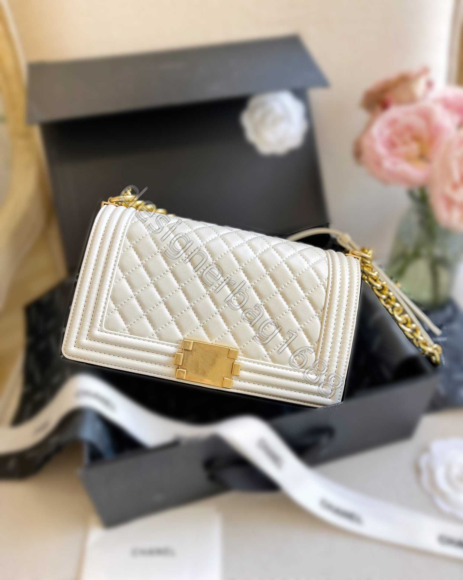 Pure black Diamond Plaid Style Bags designer Handbag Simple Fashion Classic Modern Stylish Selling Totes Bag Bags bo With Everything, Welcome to purchase
Pure black Diamond Plaid Style Bags designer Handbag Simple Fashion Classic Modern Stylish Selling Totes Bag Bags bo With Everything, Welcome to purchase