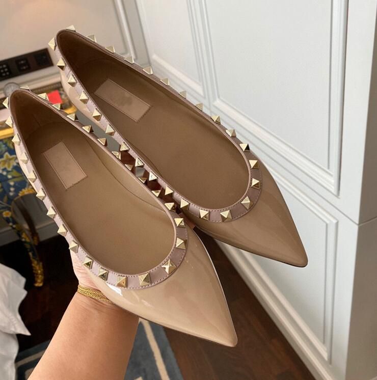 Designer Shoes Shoes Flat Shoes Women Patent Leather Sexy Pointed Toe Slip On For Women Ladies Party Rivet Zap Valentinoe''Valentinoity rTm, 13
Designer Shoes Shoes Flat Shoes Women Patent Leather Sexy Pointed Toe Slip On For Women Ladies Party Rivet Zap Valentinoe''Valentinoity rTm, 13