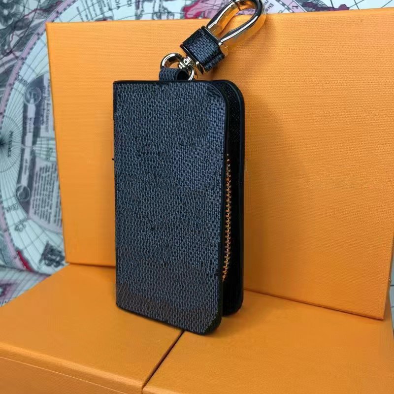 Bag Keychains Car Keys Holder Key Rings Black Plaid Brown Flower PU Leather Pendant Keyrings Charms for Men Women Gifts Fashion Designer Pouches Jewelry Accessories, Brown grid
Bag Keychains Car Keys Holder Key Rings Black Plaid Brown Flower PU Leather Pendant Keyrings Charms for Men Women Gifts Fashion Designer Pouches Jewelry Accessories, Brown grid