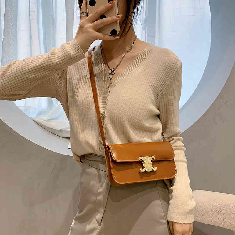 Bag Women 2021 New Fashion Stick armpit bag western-style versatile simple lock button small square one shoulder messenger, White
Bag Women 2021 New Fashion Stick armpit bag western-style versatile simple lock button small square one shoulder messenger, White