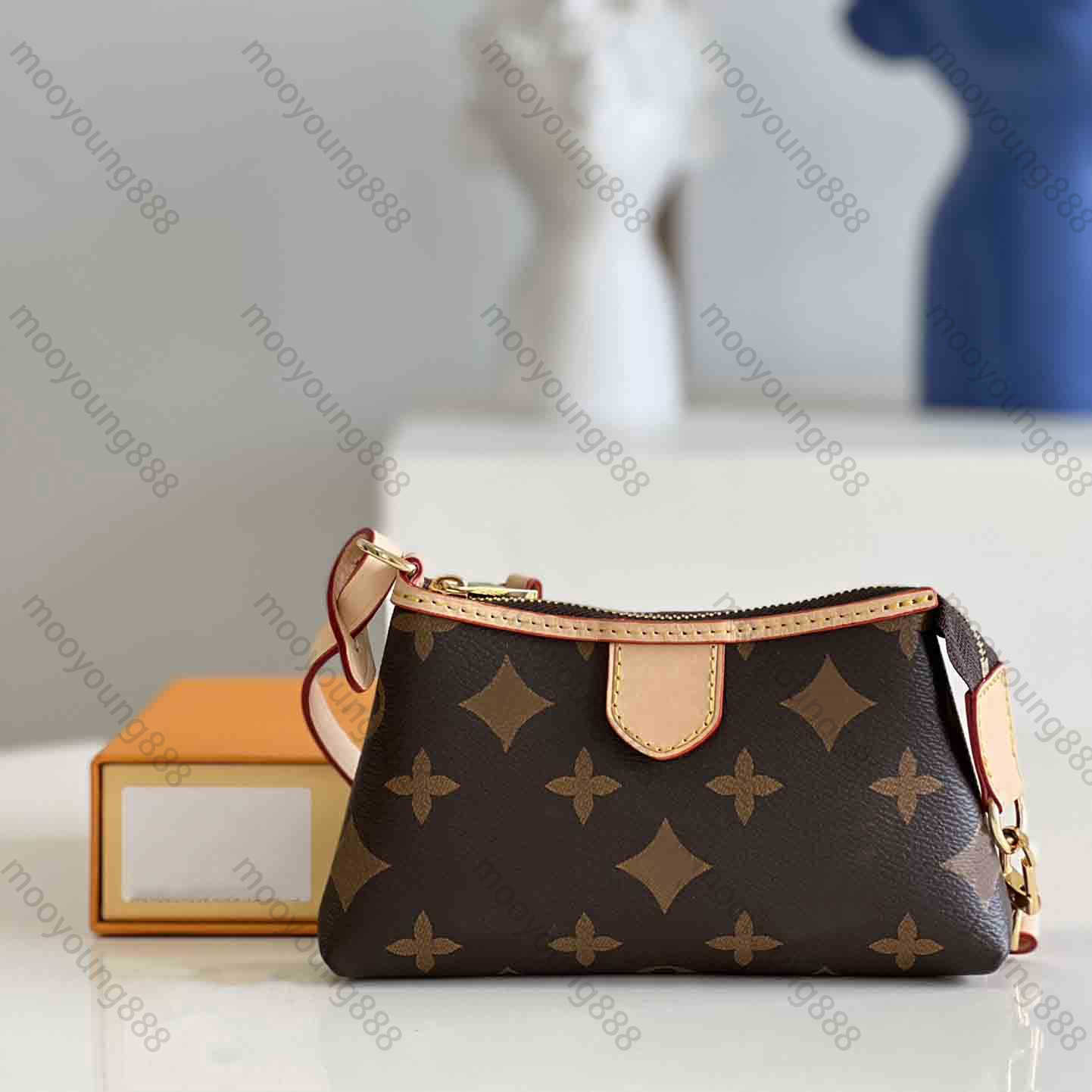 10A Top Tier Quality Luxuries Designers 16cm Mini Pochette Bag Womens Brown Flower Print Handbag Quilted Zipper Coin Purse Shoulder Strap, Upload pics to contact us
10A Top Tier Quality Luxuries Designers 16cm Mini Pochette Bag Womens Brown Flower Print Handbag Quilted Zipper Coin Purse Shoulder Strap, Upload pics to contact us