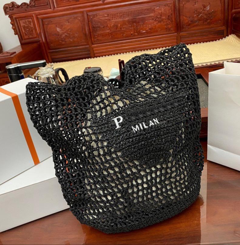 Ladies Shoulder Bag triangle embroidery women woven hollow out beach totes luxury letter hand 5A high quality shopping Designer, Blue
Ladies Shoulder Bag triangle embroidery women woven hollow out beach totes luxury letter hand 5A high quality shopping Designer, Blue