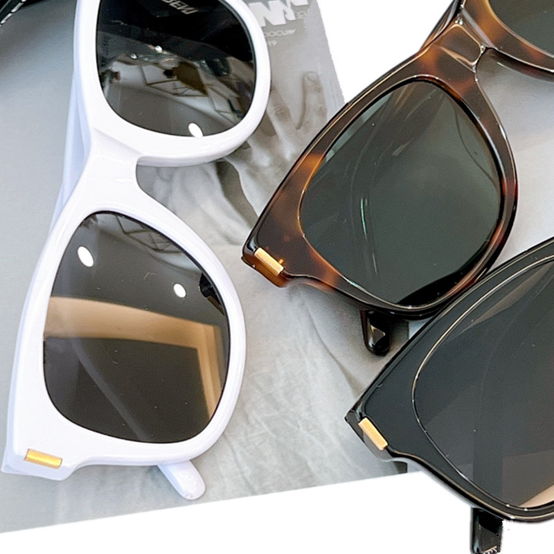 Quality Desig polarized Sunglasses S51L uv400 for women 53-20-145 concise stylish butterfly plank goggles for prescription fullset case
Quality Desig polarized Sunglasses S51L uv400 for women 53-20-145 concise stylish butterfly plank goggles for prescription fullset case