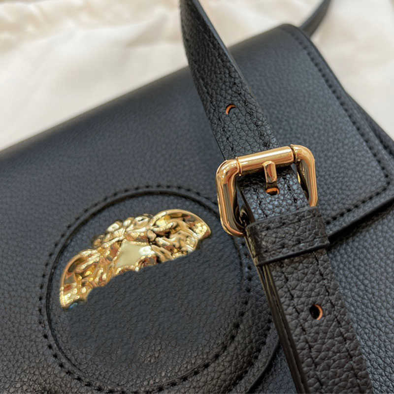 Evening Bags Flip Medusa Crossbody Bag Women Shoulder Handbag Purse Head Portrait Hasp Hardware Genuine Leather Adjustable Strap, Black
Evening Bags Flip Medusa Crossbody Bag Women Shoulder Handbag Purse Head Portrait Hasp Hardware Genuine Leather Adjustable Strap, Black