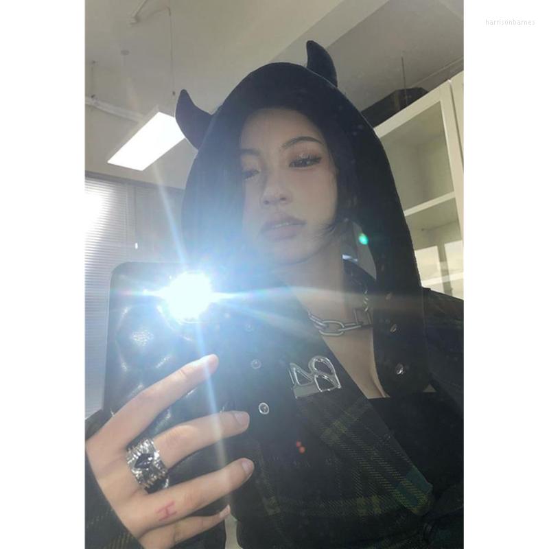 Berets Black Devil Hat Mall Goth Harajuku Women Costume Emo Dark Aesthetic Warm Winter Bomber Gothic Accessories
Berets Black Devil Hat Mall Goth Harajuku Women Costume Emo Dark Aesthetic Warm Winter Bomber Gothic Accessories