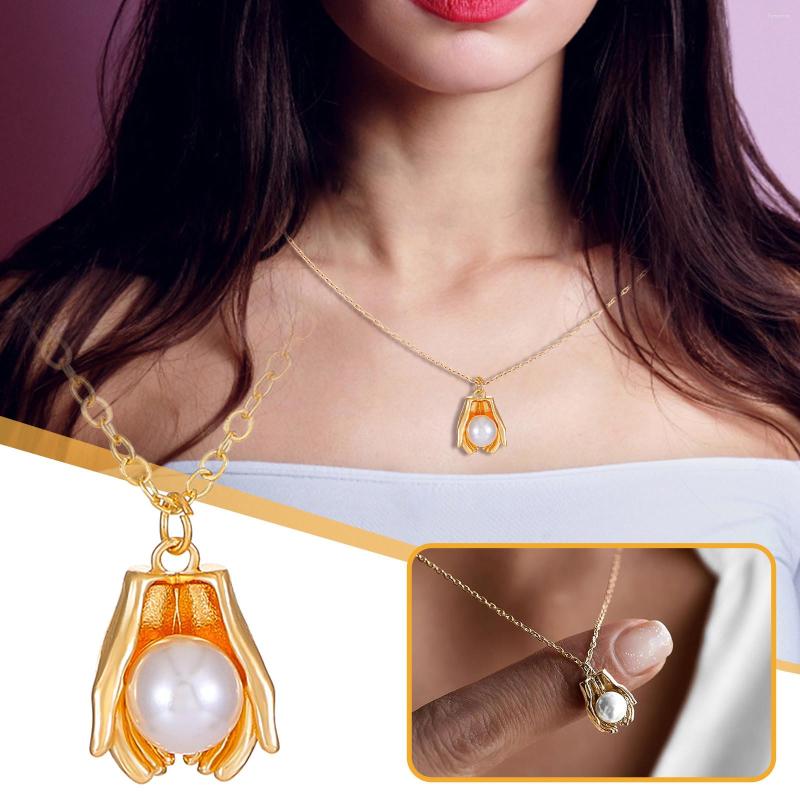 Chains Diamond Pendant For Women Pearl Necklace Female Vintage Fashion Creative Clavicle Chain Name Personalized
Chains Diamond Pendant For Women Pearl Necklace Female Vintage Fashion Creative Clavicle Chain Name Personalized