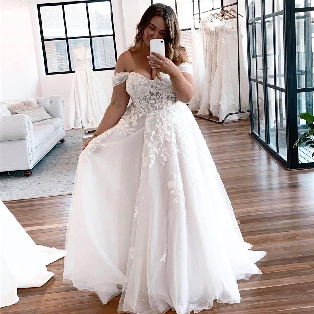Lace Wedding Dress Plus Size Wedding Dresses Sweetheart Floor Length Elegant Big Rustic For Women Big Elegant Sleeveless Custom Ma, Fuchsia
Lace Wedding Dress Plus Size Wedding Dresses Sweetheart Floor Length Elegant Big Rustic For Women Big Elegant Sleeveless Custom Ma, Fuchsia