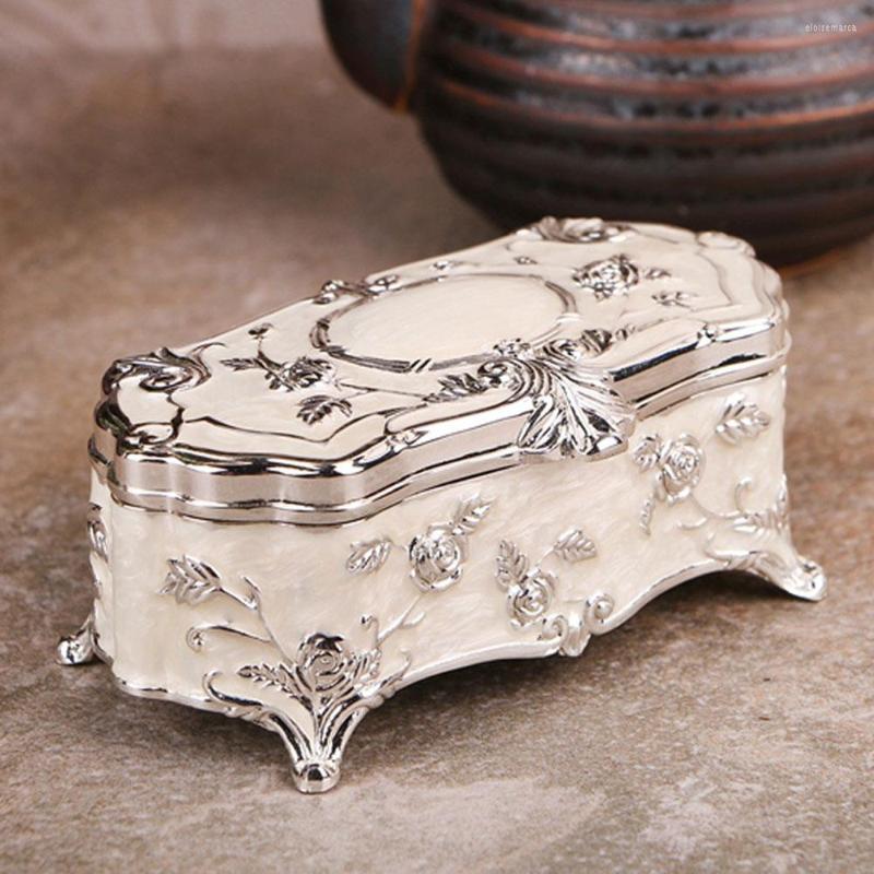 Jewelry Pouches Luxury Vintage Rectangular Metal Box Organizer Storage Ring Trinket Case Christmas Birthday Gift
Jewelry Pouches Luxury Vintage Rectangular Metal Box Organizer Storage Ring Trinket Case Christmas Birthday Gift