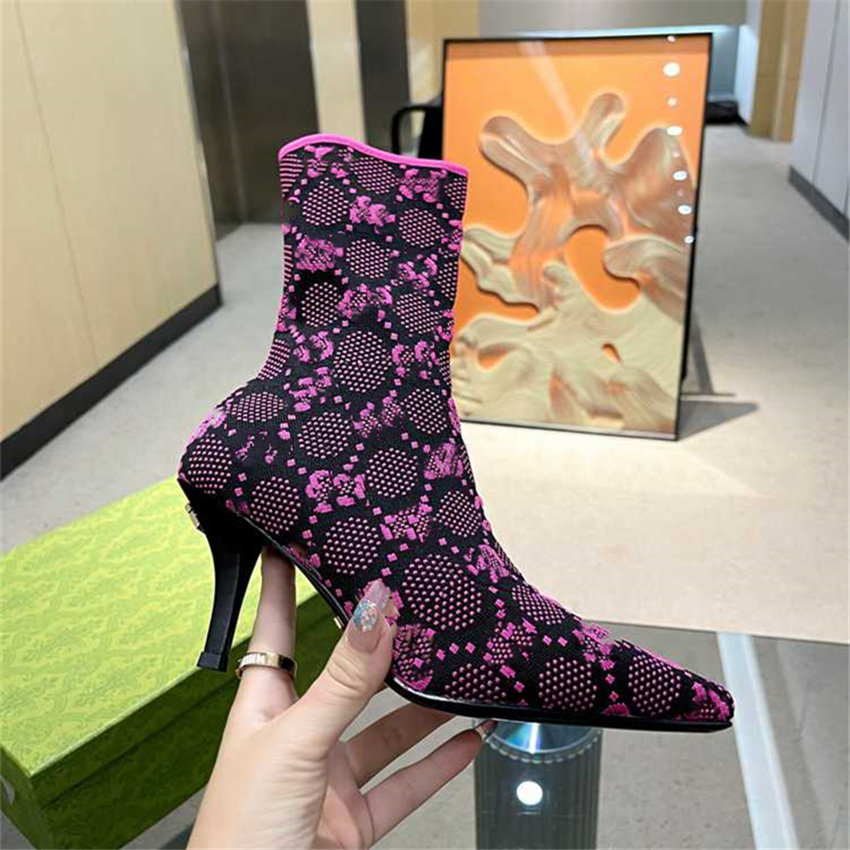 Top Design Winter Boots Fashion Women GGity Vintage Decorative Leather Cotton Cloth Wool Warm Keeping High Heel Thick Sole Snow Flat Socks Shoes 01-017
Top Design Winter Boots Fashion Women GGity Vintage Decorative Leather Cotton Cloth Wool Warm Keeping High Heel Thick Sole Snow Flat Socks Shoes 01-017