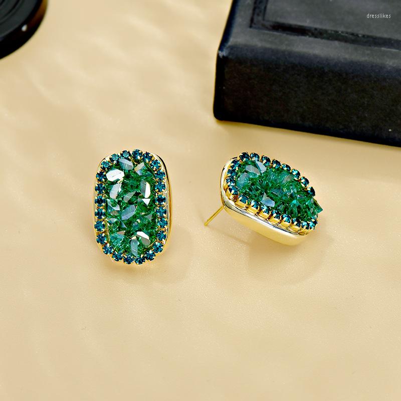 Stud Earrings Heavy Industry High-end Light Luxury Crystal Oval Small 925 Silver Needle Green High-quality
Stud Earrings Heavy Industry High-end Light Luxury Crystal Oval Small 925 Silver Needle Green High-quality