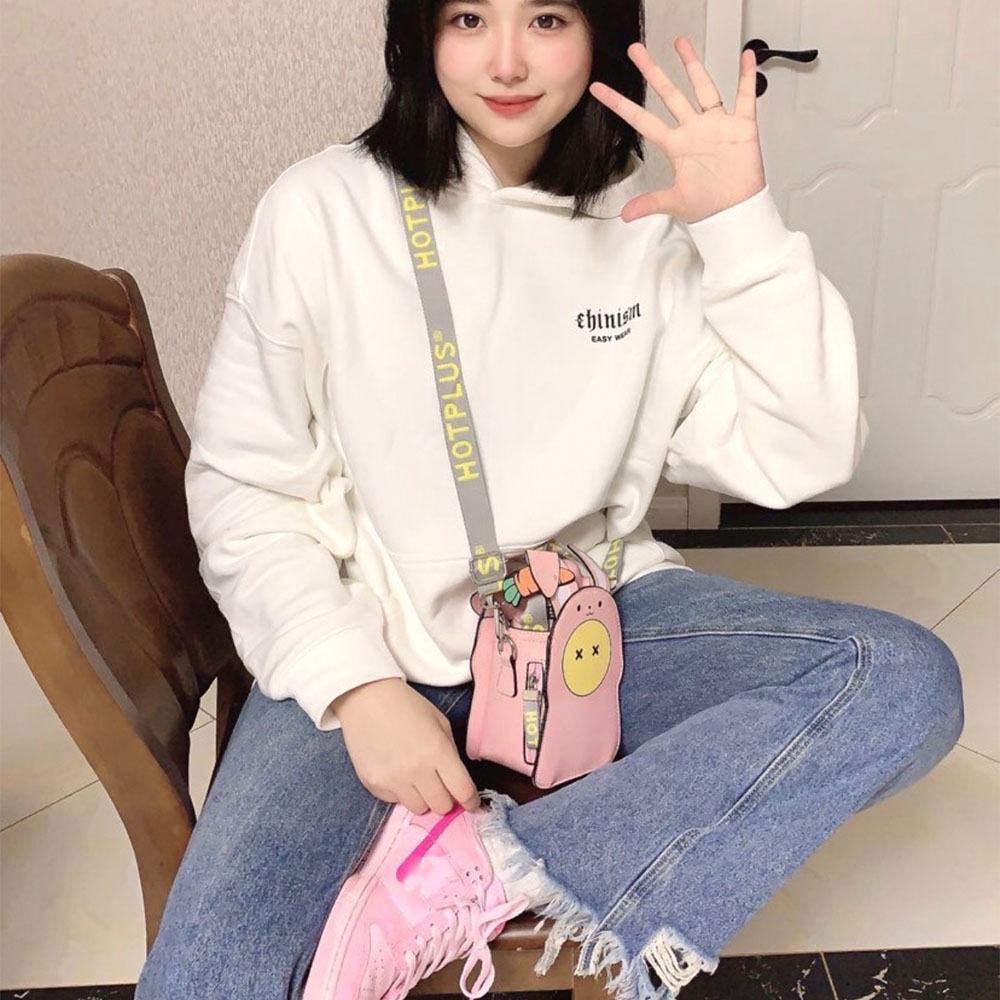Luxury Brand Designer 2022 New Style Teenager Sneakers Low top Casual Skateboarding Shoes, Pink
Luxury Brand Designer 2022 New Style Teenager Sneakers Low top Casual Skateboarding Shoes, Pink