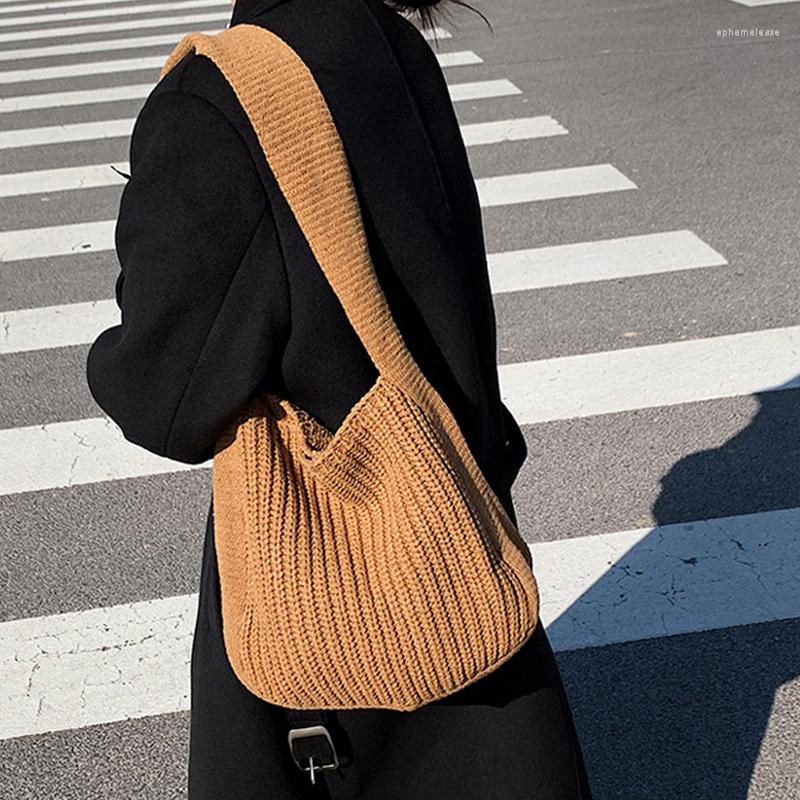 Evening Bags Autumn Winter Shoulder Bag Wool Knitted Large Capacity Totes Fashion Ladies Handbag Brand Shopping Lady Handle, Khaki
Evening Bags Autumn Winter Shoulder Bag Wool Knitted Large Capacity Totes Fashion Ladies Handbag Brand Shopping Lady Handle, Khaki