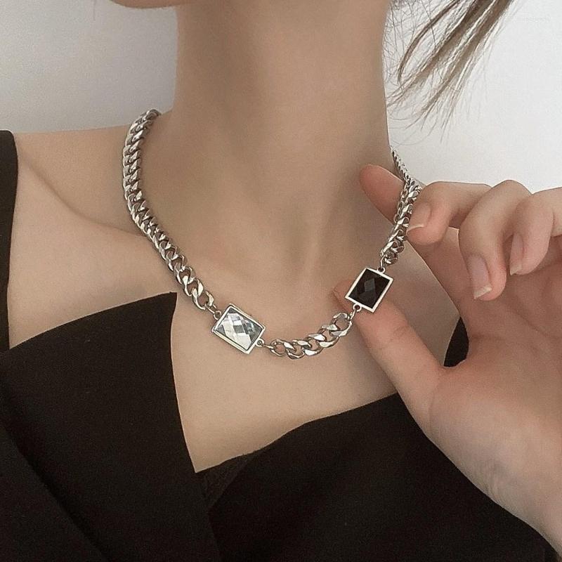 Choker Punk Black&White Crystal Necklace For Women Men Hip Hop Chunky Stainless Steel Chain Y2K Goth Emo Grunge Jewelry
Choker Punk Black&White Crystal Necklace For Women Men Hip Hop Chunky Stainless Steel Chain Y2K Goth Emo Grunge Jewelry