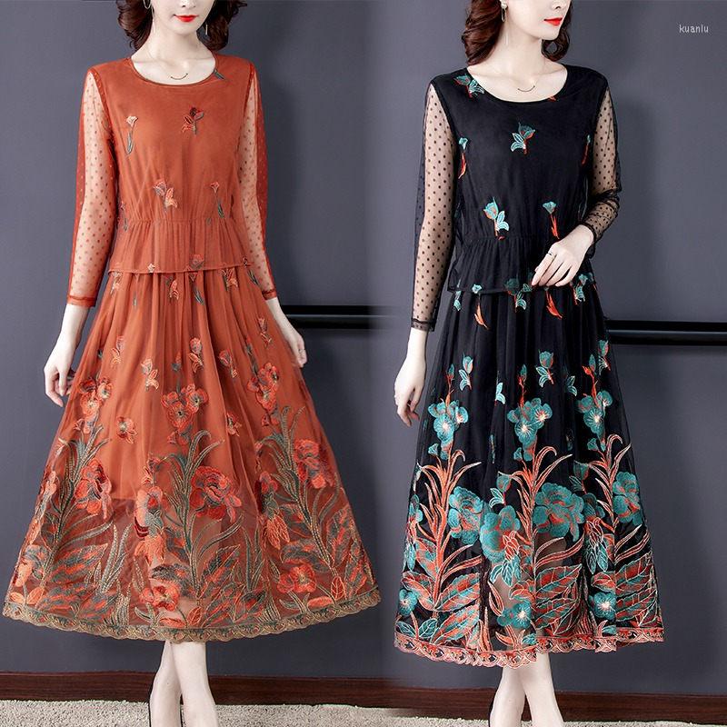 Casual Dresses Fashion Mesh Round Neck Fake Two Piece Dress Spring 2022 Women's Embroidery Long Sleeve Slim Elegant H111, Black
Casual Dresses Fashion Mesh Round Neck Fake Two Piece Dress Spring 2022 Women's Embroidery Long Sleeve Slim Elegant H111, Black