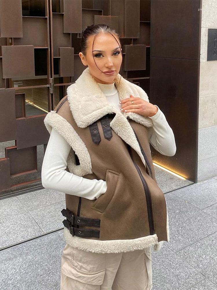 Women' Vests Winter Fleece Waistcoat Thick PU Jacket Women Splice Sleeveless Pockets Zippers Coats 2022 Fashion Ladies Warm Brown Vest Tops
Women' Vests Winter Fleece Waistcoat Thick PU Jacket Women Splice Sleeveless Pockets Zippers Coats 2022 Fashion Ladies Warm Brown Vest Tops
