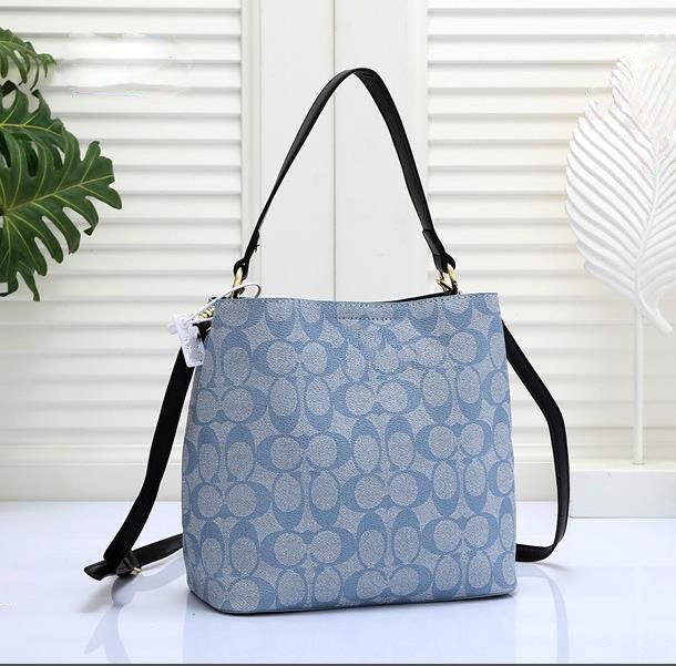 New women's bucket bag single shoulder diagonal cross print retro bag, Light khaki
New women's bucket bag single shoulder diagonal cross print retro bag, Light khaki