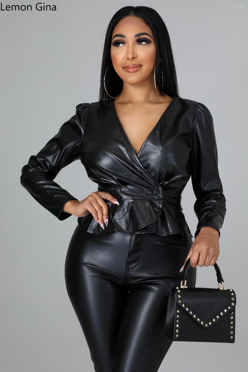Women' Leather Lemon Gina Streetwear Vintage Women Faux Coat Button Up Ruffles Hem V-neck Long Sleeve Basic PU Outcoat, Black
Women' Leather Lemon Gina Streetwear Vintage Women Faux Coat Button Up Ruffles Hem V-neck Long Sleeve Basic PU Outcoat, Black