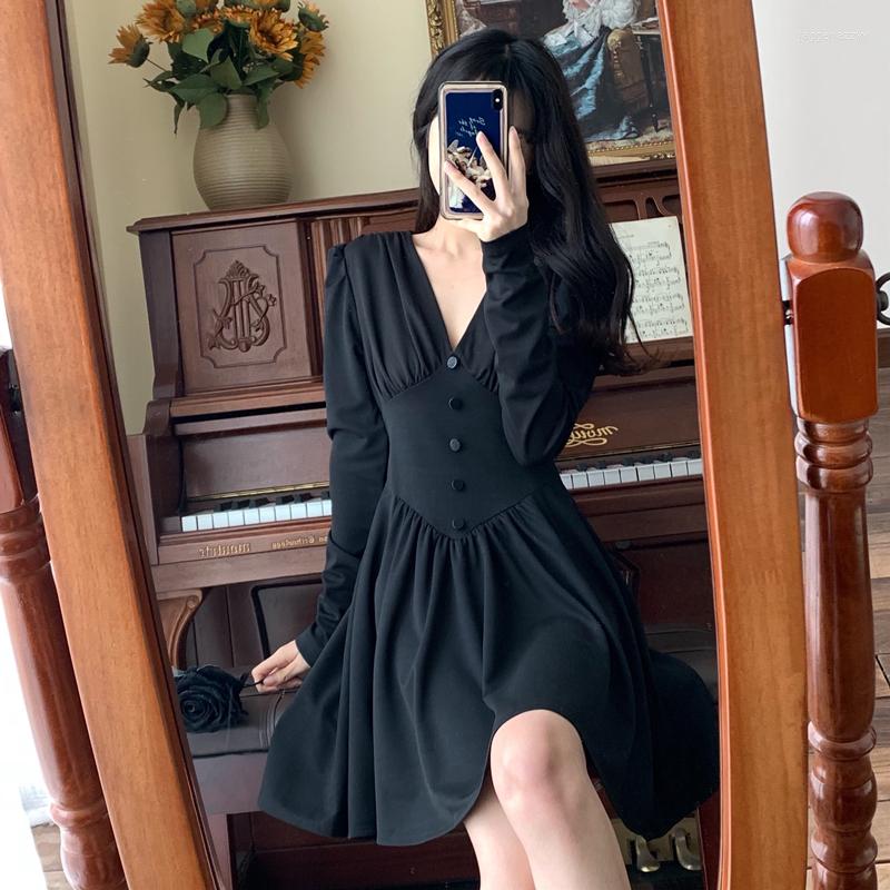 Casual Dresses Retro Sweet Cool Temperament Of Spice Led Black In The Fall 2022 Obese Girls Waist And French Dress
Casual Dresses Retro Sweet Cool Temperament Of Spice Led Black In The Fall 2022 Obese Girls Waist And French Dress
