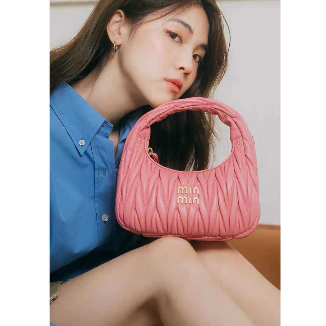 Shoulder Bags Designer Fashion MM Handbags Wrist Small Pleated Armpit Hobo Women's One Messenger Handbag BLKU Young Chic Satin Simple NicheMI Pink IU, Barbie powder