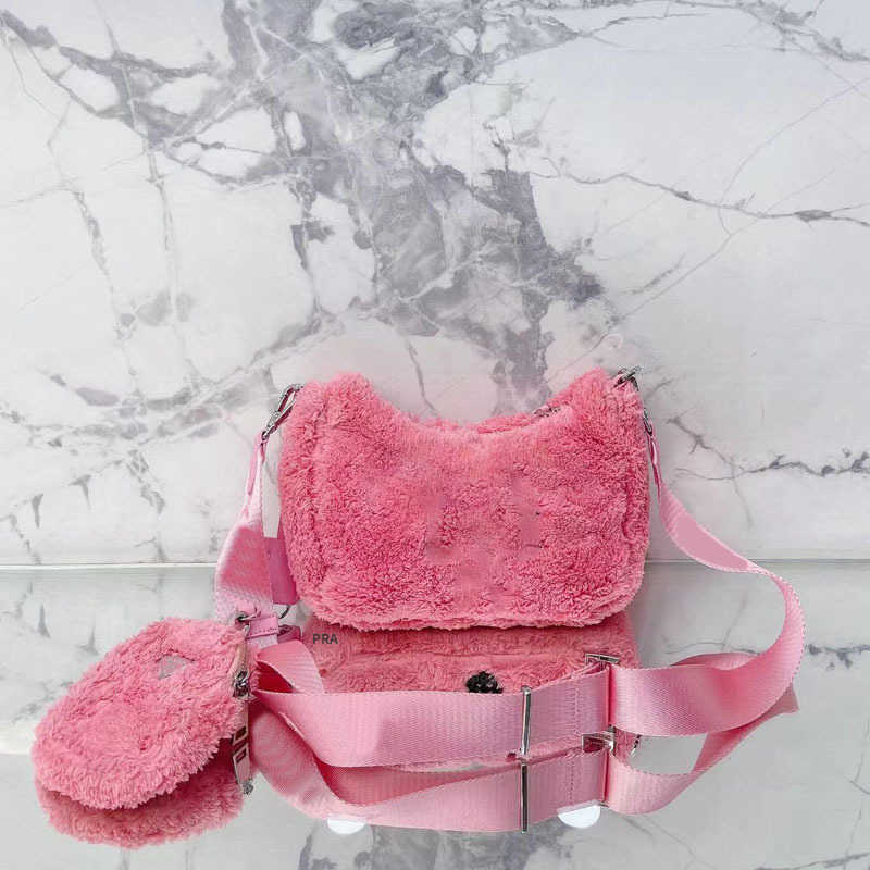 Totes Winter Prabag the Tote Bag Corduroy Triangle Designer Bags Plush Women Underarm Shoulderbag Crossbody Lady Purse Handbag 220920, Pink--23cm-style 1
Totes Winter Prabag the Tote Bag Corduroy Triangle Designer Bags Plush Women Underarm Shoulderbag Crossbody Lady Purse Handbag 220920, Pink--23cm-style 1