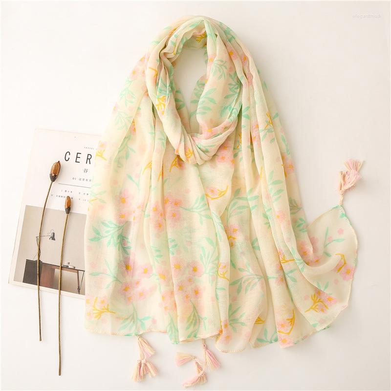 Scarves Cotton Linen Hand Scarf Women's Light Gray Floret Soft Fabric Printed Tourism Sunscreen Shawl Silk
Scarves Cotton Linen Hand Scarf Women's Light Gray Floret Soft Fabric Printed Tourism Sunscreen Shawl Silk