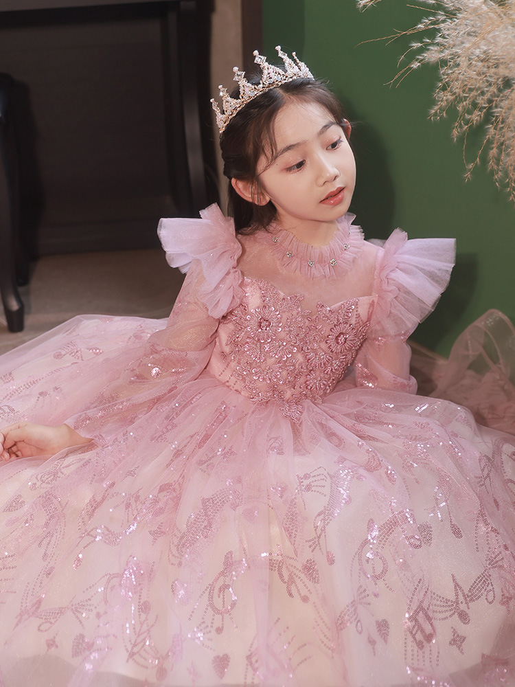 Long Sleeves Wer Girls Dresses With Lace Appliques Beads Bow Sheer Necke Girl Pageant Sexy Back Birthday Kids Communion Dress 403 6660311