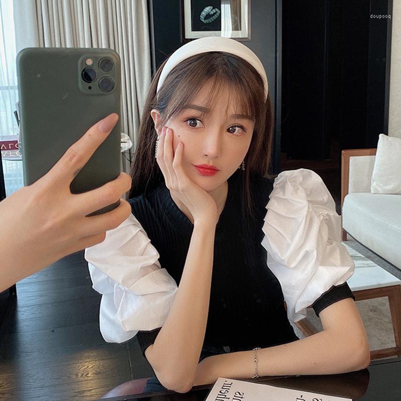 Women's Blouses Puff Sleeve Stretch Knitted Blouse Women Vintage Summer Pullover Patchwork Poplin Ruffles Tops Black White Loose Designer
Women's Blouses Puff Sleeve Stretch Knitted Blouse Women Vintage Summer Pullover Patchwork Poplin Ruffles Tops Black White Loose Designer
