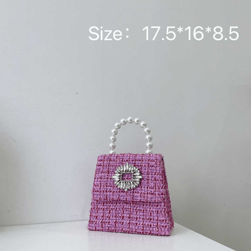 Shoulder Bags Evening Bags Bag Women's Autumn and Winter New Korean Net Red Rhinestone Pearl Chain Small Square Bag Portable Single Shoulder 220909
Shoulder Bags Evening Bags Bag Women's Autumn and Winter New Korean Net Red Rhinestone Pearl Chain Small Square Bag Portable Single Shoulder 220909