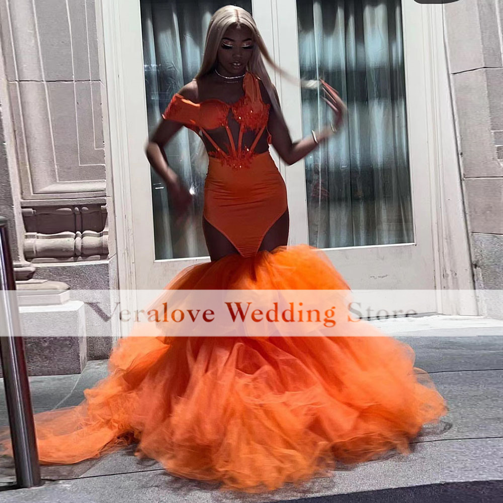 Sexy Backless Mermaid Prom Dress Orange 2023 Ruffles Women Birthday Party Evening Gown For Photoshoot Aso Ebi, Black
Sexy Backless Mermaid Prom Dress Orange 2023 Ruffles Women Birthday Party Evening Gown For Photoshoot Aso Ebi, Black