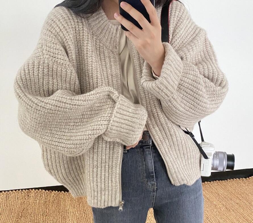 Women's Sweaters Fashion Harajuku Zipper Cardigan Sweater Vintage Loose Solid Y2k Top Casual Korean Clothes, 01
Women's Sweaters Fashion Harajuku Zipper Cardigan Sweater Vintage Loose Solid Y2k Top Casual Korean Clothes, 01