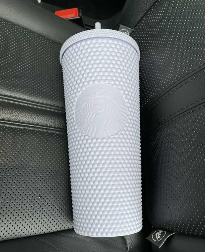 Starbucks Holiday 2021 Matte Lilac Studded Cup Tumbler 24oz Cold Cup US4692082, White
Starbucks Holiday 2021 Matte Lilac Studded Cup Tumbler 24oz Cold Cup US4692082, White