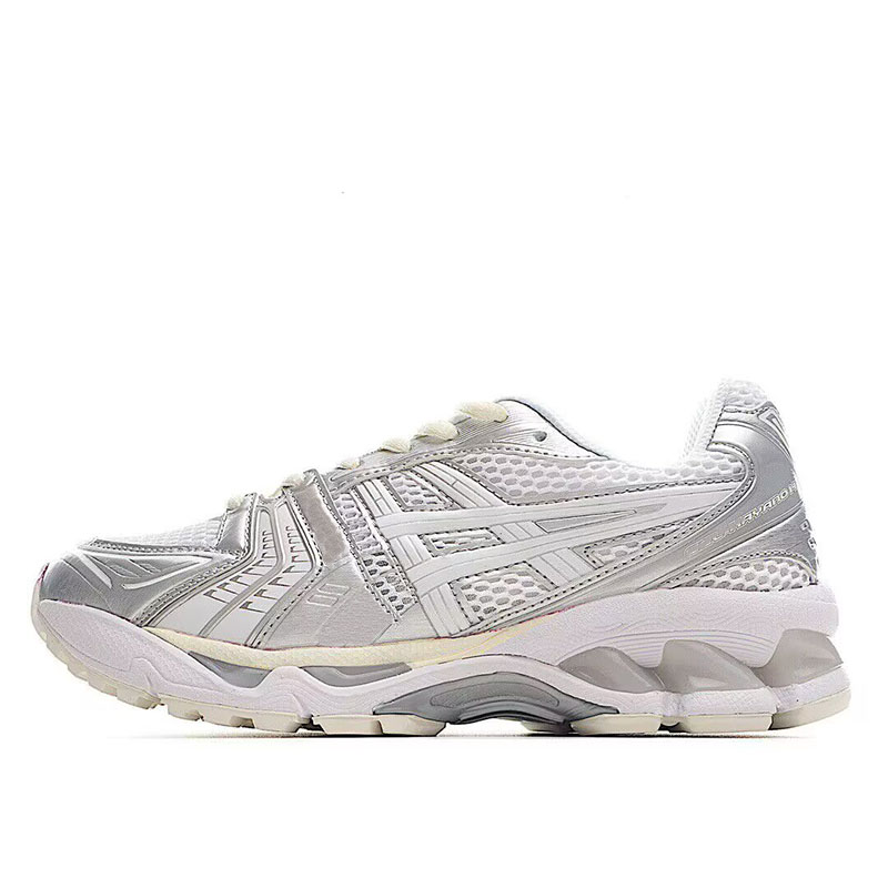 Athleisure professional running shoe with comfortable breathable springback and improved running propulsion, Black
Athleisure professional running shoe with comfortable breathable springback and improved running propulsion, Black