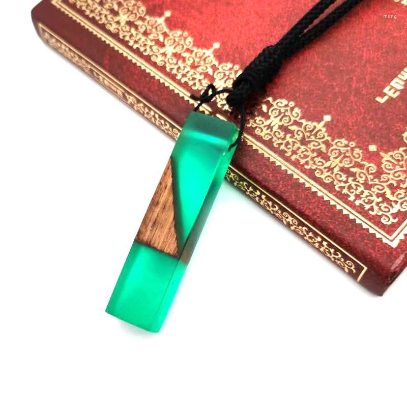 Pendant Necklaces Style 3Pcs Irregular Rectangle Hexagonal Shape Neckalce Resin And Walnut Wood Patchwork Pendants Charms With Black Rope
Pendant Necklaces Style 3Pcs Irregular Rectangle Hexagonal Shape Neckalce Resin And Walnut Wood Patchwork Pendants Charms With Black Rope
