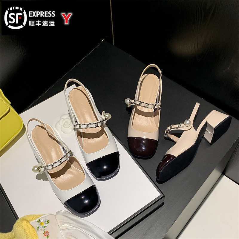 2022 summer new miu Mary women's Women Designers Rois color matching back empty single shoes Size 34-40, Apricot brown head
2022 summer new miu Mary women's Women Designers Rois color matching back empty single shoes Size 34-40, Apricot brown head