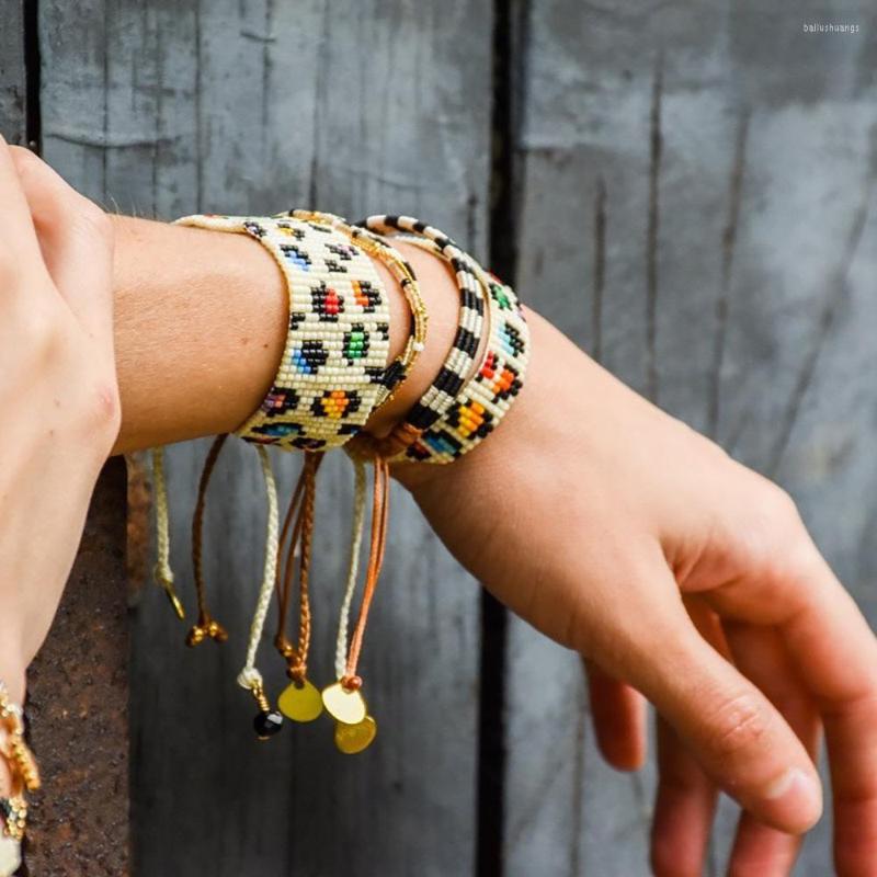 Strand Beaded Bracelet Hand Knitting Fashion Leopard Print Simple Bohemia Originality Adjustable Lover Rice Bead
Strand Beaded Bracelet Hand Knitting Fashion Leopard Print Simple Bohemia Originality Adjustable Lover Rice Bead