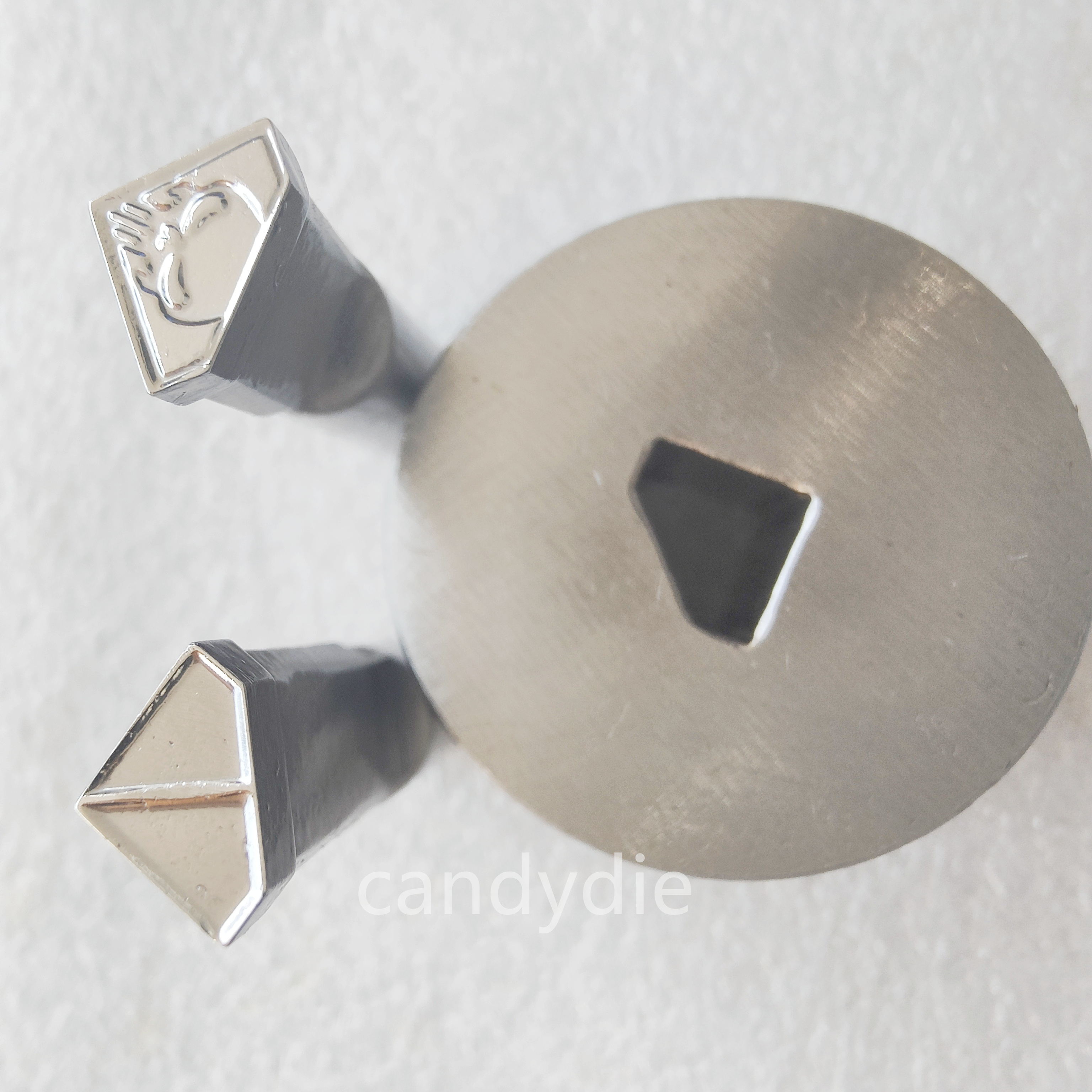 3D Lspecial-shaped Logo Hard Bearing Steel Tool lab supply Candy Cast punch tablet dies Press Die mold Set For TDP0 TDP1.5 TDP5 Machine
3D Lspecial-shaped Logo Hard Bearing Steel Tool lab supply Candy Cast punch tablet dies Press Die mold Set For TDP0 TDP1.5 TDP5 Machine
