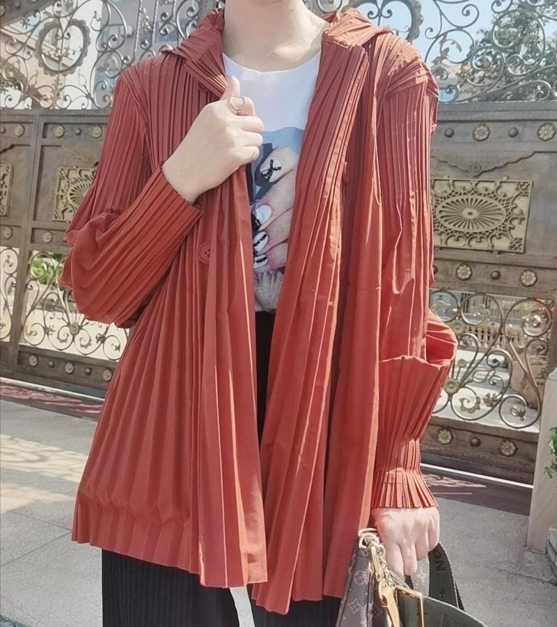 Women's Trench Coats Autumn/winter Miyake Pleated Coat Hooded Windbreaker Loose-fitting Age Plus Size Issey Lifetime Female Light F, Black
Women's Trench Coats Autumn/winter Miyake Pleated Coat Hooded Windbreaker Loose-fitting Age Plus Size Issey Lifetime Female Light F, Black