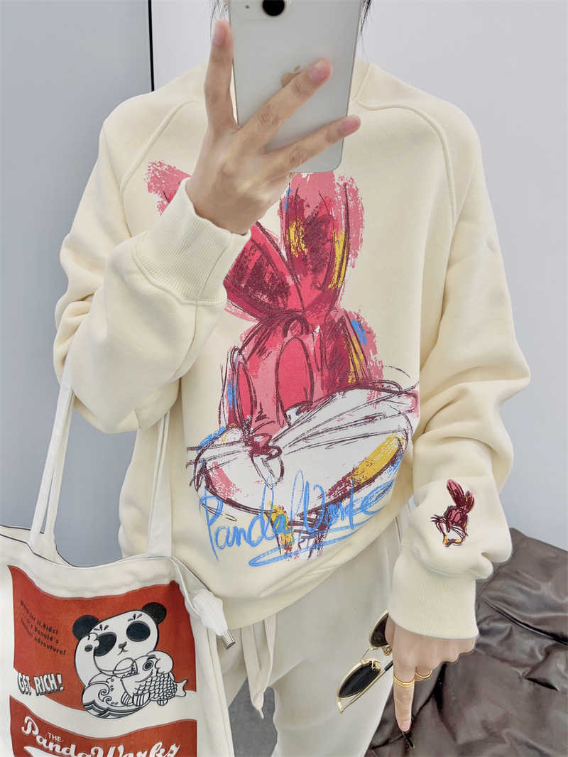 Women's Hoodies Sweatshirts Winter New Cartoon Pattern Collar Reduction, Beige
Women's Hoodies Sweatshirts Winter New Cartoon Pattern Collar Reduction, Beige