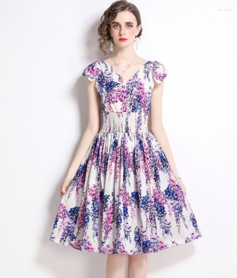Casual Dresses 2022 Summer Chiffon Purple Flower Dress Women Sleeveless Bow V Neck Backless Floral Print Elastic Waist Midi Vestidos, Picture shown
Casual Dresses 2022 Summer Chiffon Purple Flower Dress Women Sleeveless Bow V Neck Backless Floral Print Elastic Waist Midi Vestidos, Picture shown