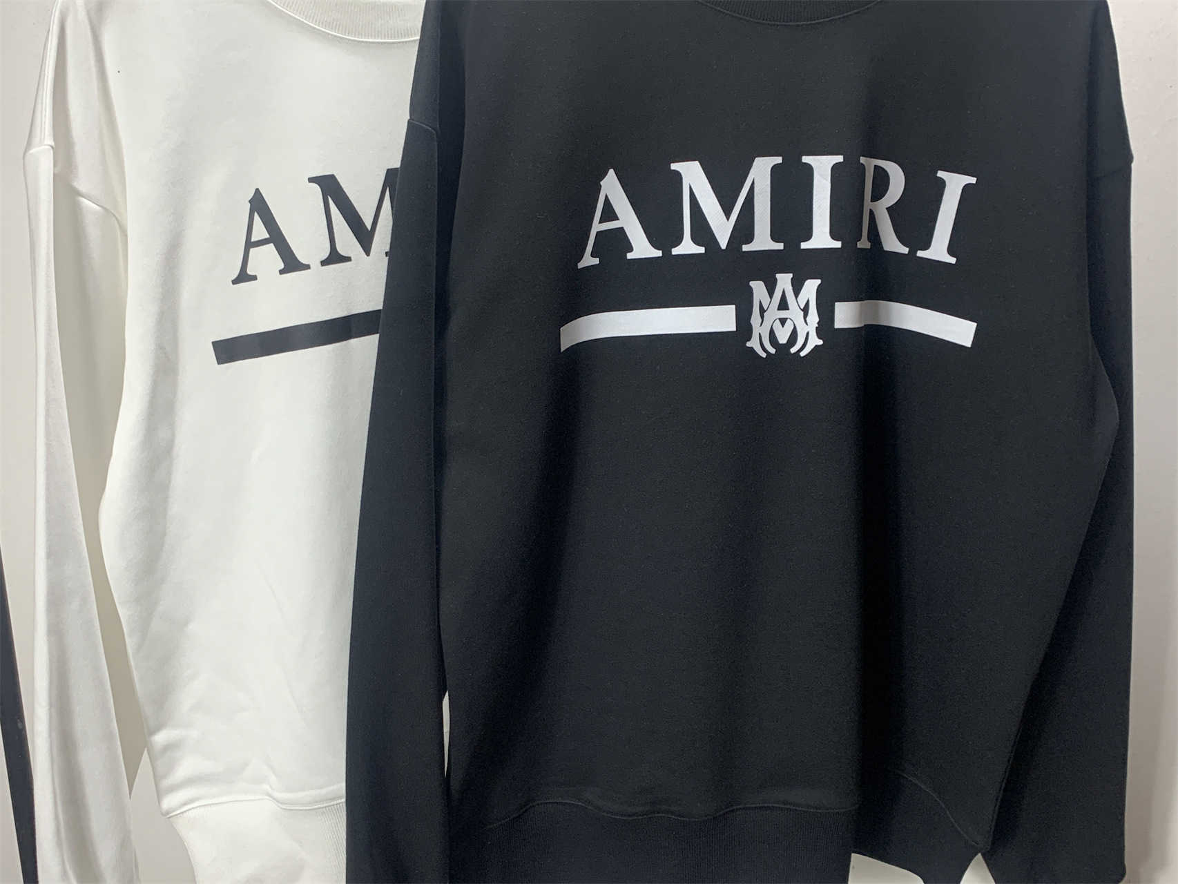 Men Hoody Fashion Amri Hoodie Designer Cotton Brand Letter Printed Round Neck Terry Sweater Women Unisex Casual Leisure Pullover Sweatshirt Cozy HCQ7, White
Men Hoody Fashion Amri Hoodie Designer Cotton Brand Letter Printed Round Neck Terry Sweater Women Unisex Casual Leisure Pullover Sweatshirt Cozy HCQ7, White
