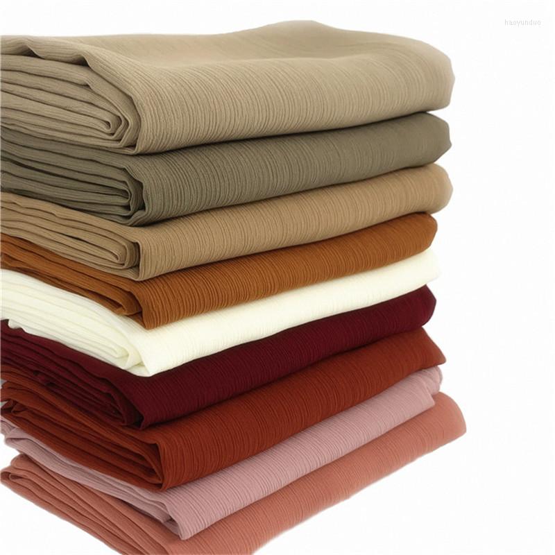 Scarves Chiffon Wrinkle Scarf Solid Color Pleated Stripe Headwear Women Muslim Pearl Hijab Head Wrap Plain Travel Shawls
Scarves Chiffon Wrinkle Scarf Solid Color Pleated Stripe Headwear Women Muslim Pearl Hijab Head Wrap Plain Travel Shawls